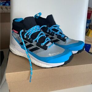 Adidas Terrex Free Hiker GTX Womens size 7.5